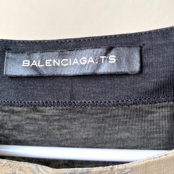 Balenciaga T-Shirt - Picture 3 of 7